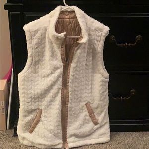 Reversible vest